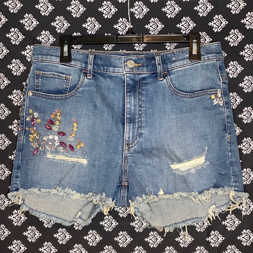 💎Diamond design ripped jean shorts w/rustic wash
